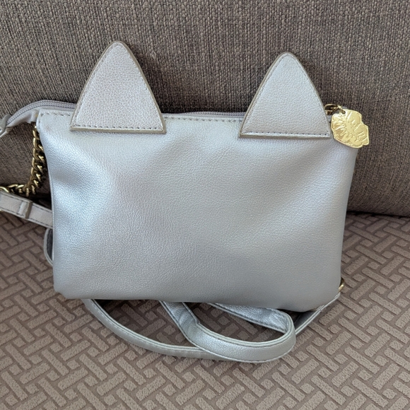 BETSEY JOHNSON Owl Crossbody Bag EUC - Picture 3 of 6